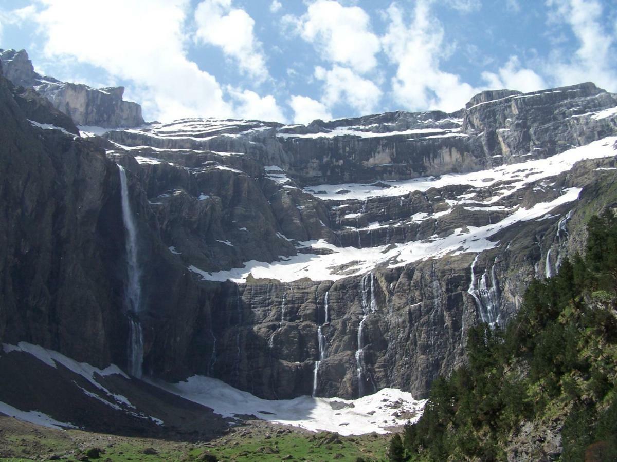 Yourtes Mongoles Gavarnie Gèdre المظهر الخارجي الصورة